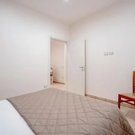 L'aia Apartment